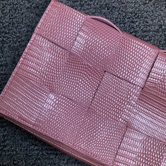 Woven Crossbody Bag - Picture 1 of 11